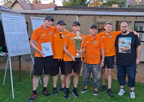 Das Gewinner Team des Bürgermeisterpokals von Bestensee 2025 vom ASV Dahmeland 73 e.V.